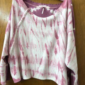 Free People Relaxed sweatshirt. Large, white, light pink and dark pink